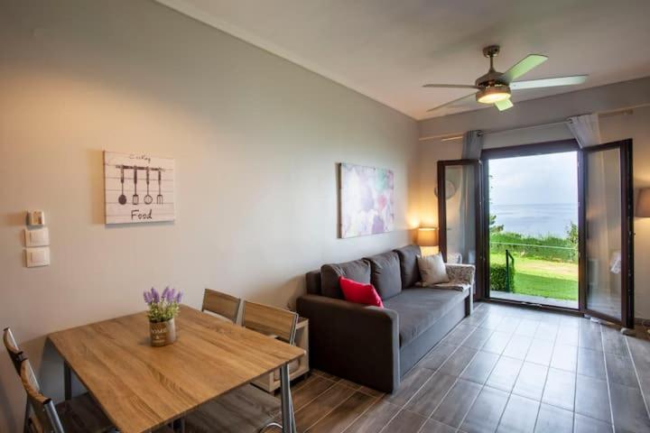 Mola Kaliva Sea View, 100M From The Beach! Экстерьер фото