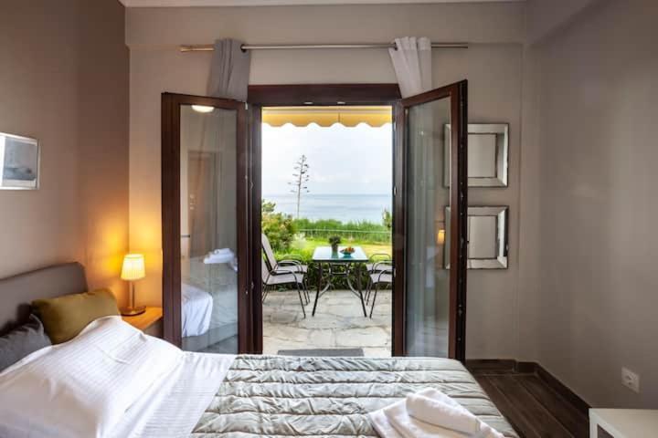 Mola Kaliva Sea View, 100M From The Beach! Номер фото